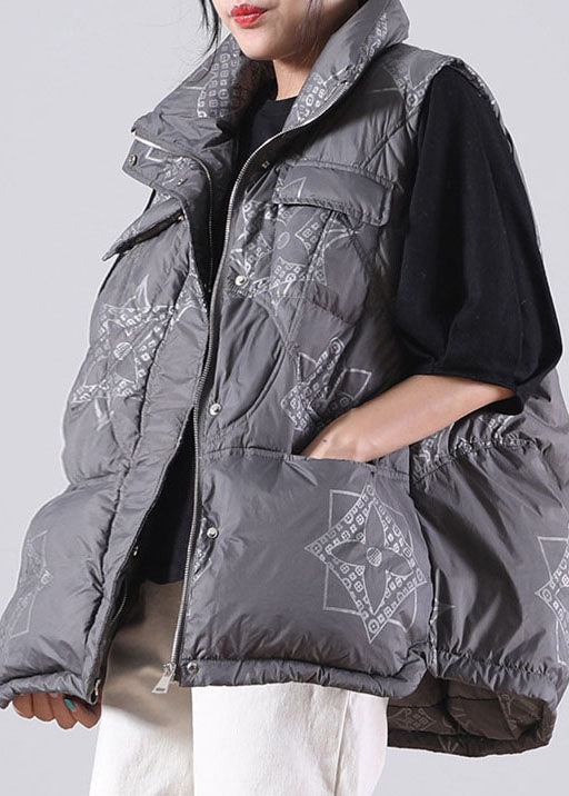 Effortlessly Elegant Garment with a Timeless Design