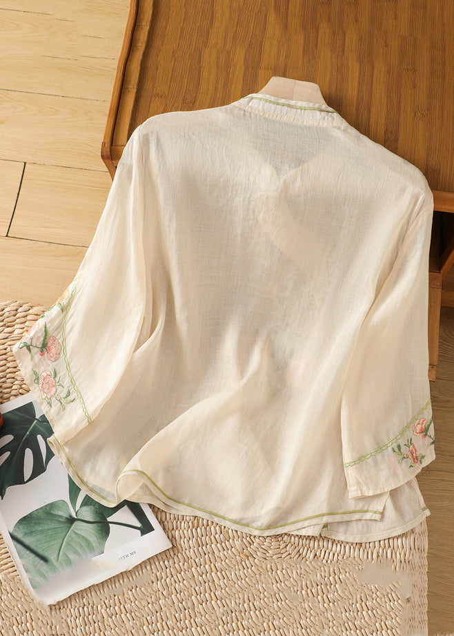 Elegantly Styled Shirt for Everyday Wear