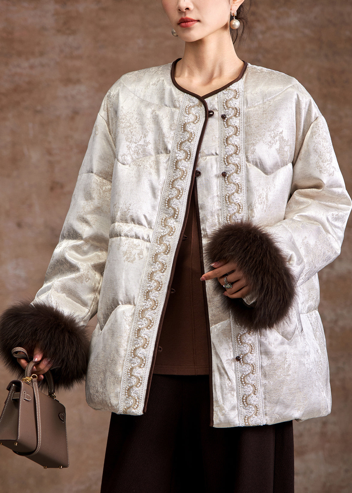 Beautifully Finished Jacket in a Timeless Design
