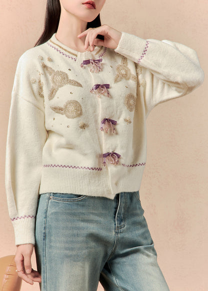 Effortlessly Elegant Cardigan with a Timeless Design