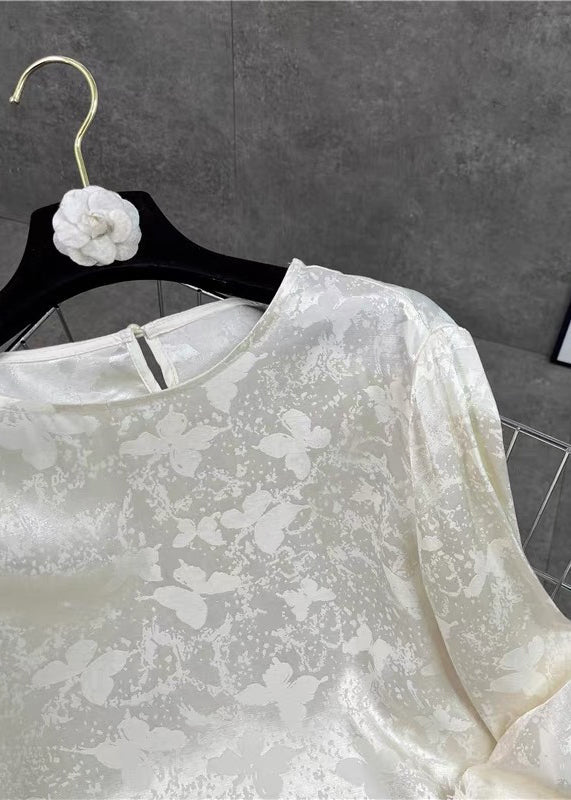 A Vintage Style Top with Delicate Timeless Details