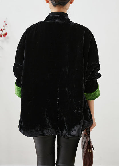 Classic Vintage Coat with a Flattering Fit