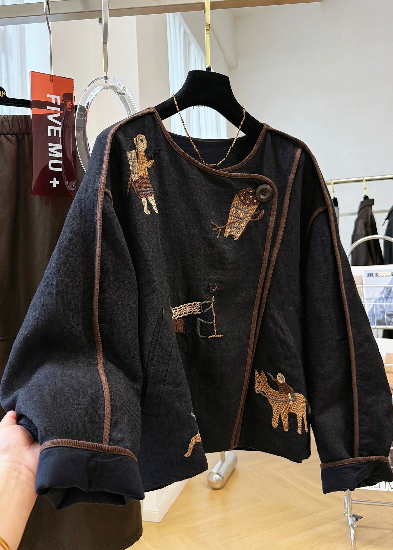 Classic Vintage & Enduringly Stylish Coat