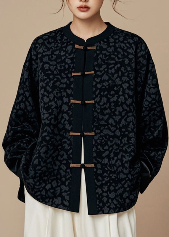 Gracefully Styled Coat for Any Occasion