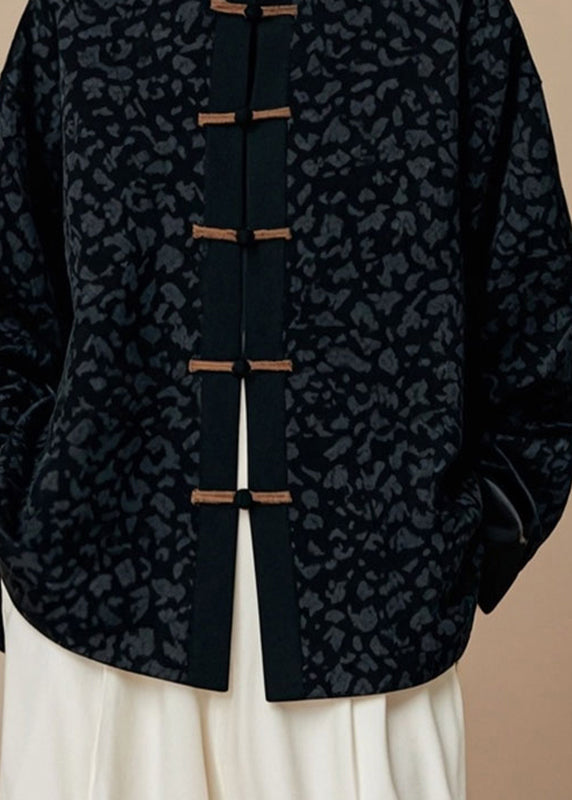 Gracefully Styled Coat for Any Occasion