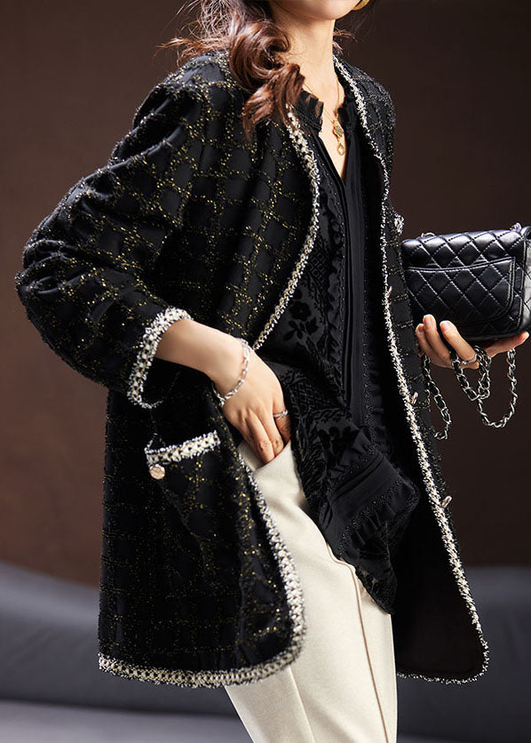 Beautifully Finished Coat in a Timeless Design