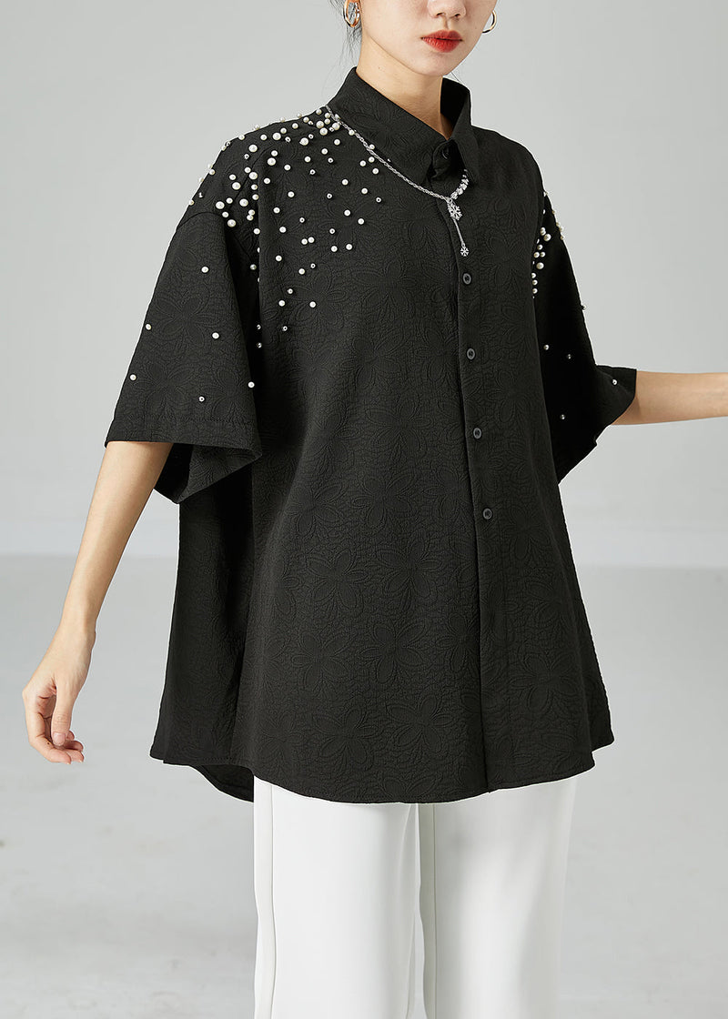 Sophisticated Blouse with a Clean Classic Look