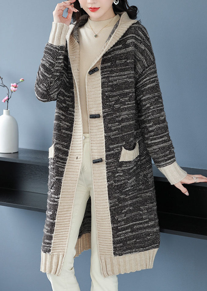 Classic Vintage Coat with a Flattering Fit