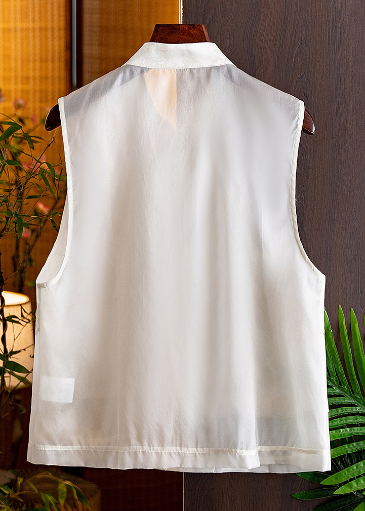 Beautifully Finished Cardigan in a Timeless Design