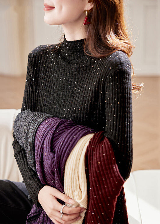 Well Tailored Sweater with a Graceful Silhouette