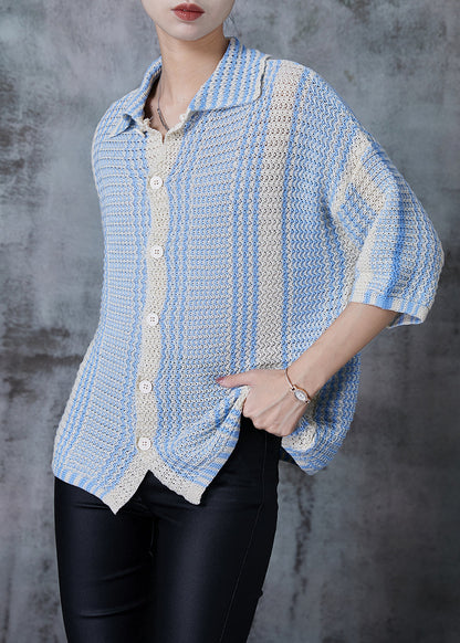 Classic Vintage Shirt with a Flattering Fit