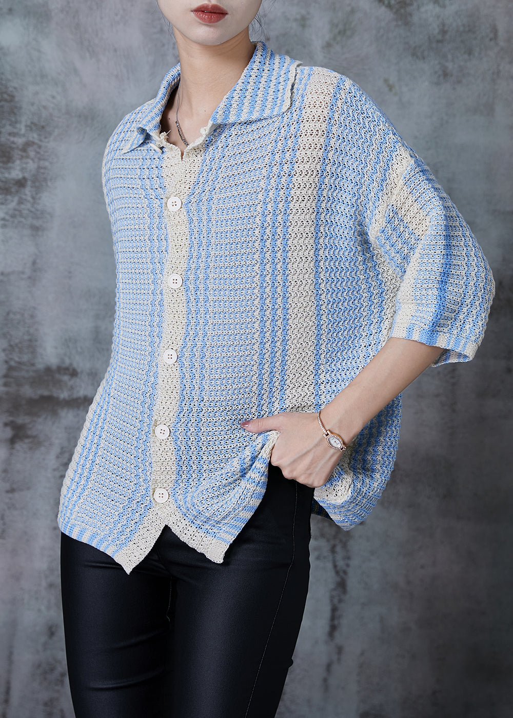 Classic Vintage Shirt with a Flattering Fit