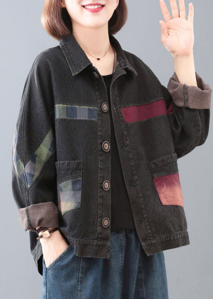 Gracefully Styled Coat for Any Occasion