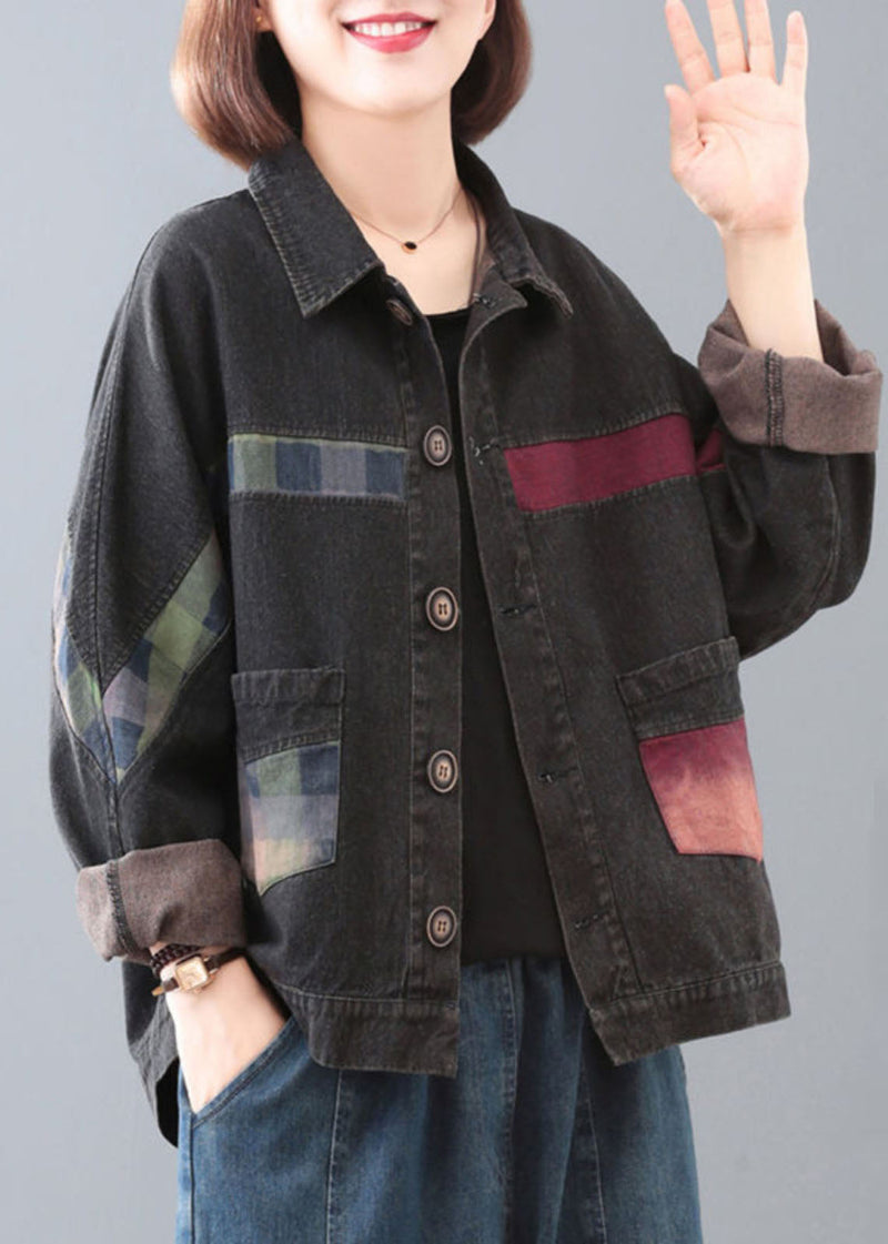 Gracefully Styled Coat for Any Occasion