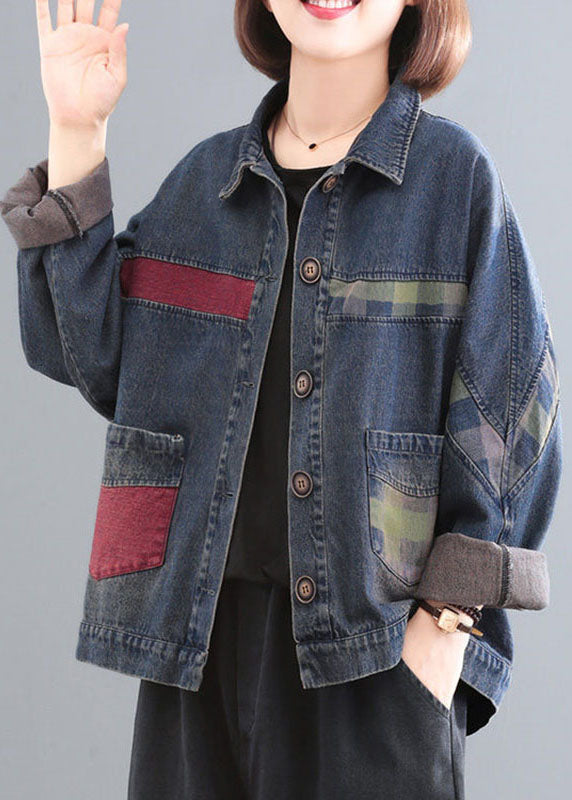 Gracefully Styled Coat for Any Occasion