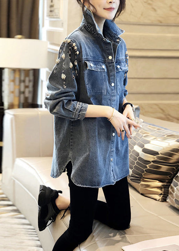 Beautifully Finished Coat in a Timeless Design