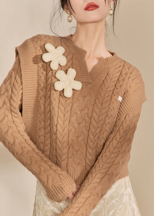 Classic Vintage Sweater with a Flattering Fit