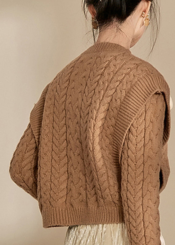 Classic Vintage Sweater with a Flattering Fit