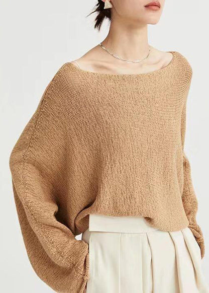 A Vintage Style Top with Delicate Timeless Details