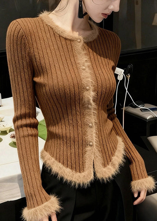 Beautifully Finished Sweater in a Timeless Design