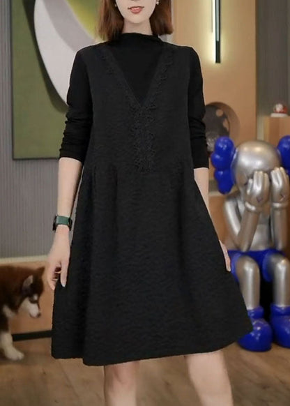 Classic Vintage Dress with a Flattering Fit