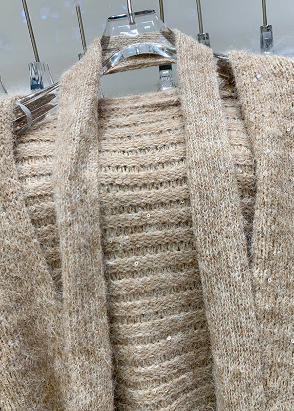 Beautifully Finished Cardigan in a Timeless Design