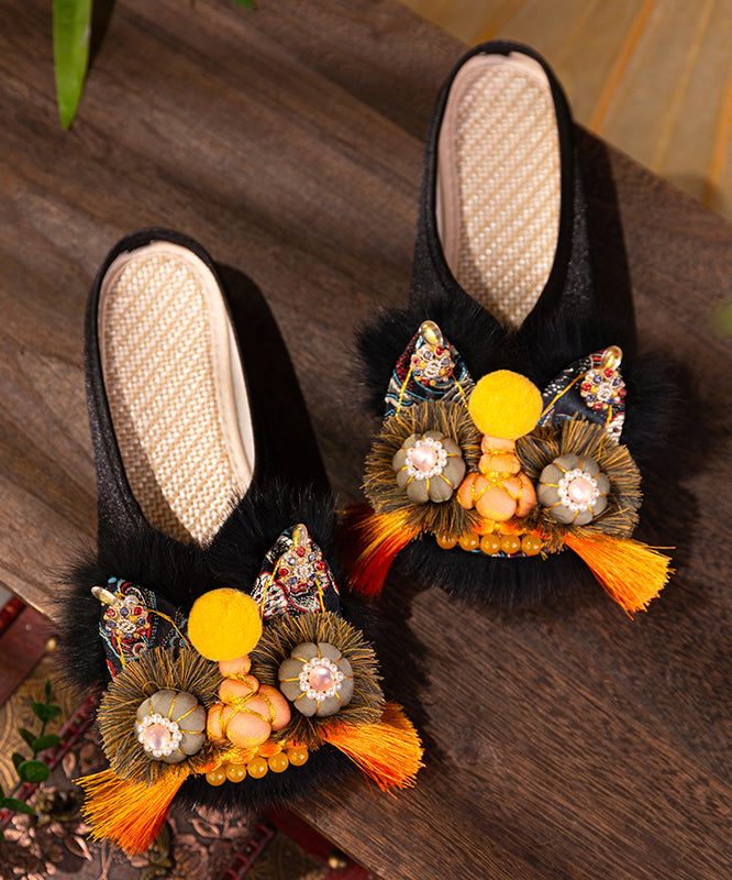 Graceful Orthopedic Slippers for Modern Look