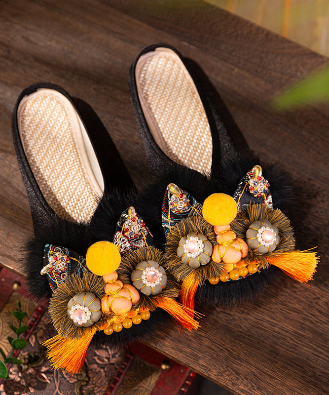 Graceful Orthopedic Slippers for Modern Look