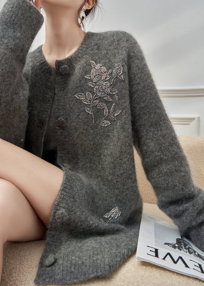 Elegantly Styled Cardigan for Everyday Wear