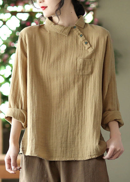 Well Tailored Shirt with a Graceful Silhouette
