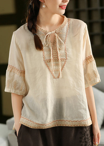 Effortlessly Elegant Shirt with a Timeless Design