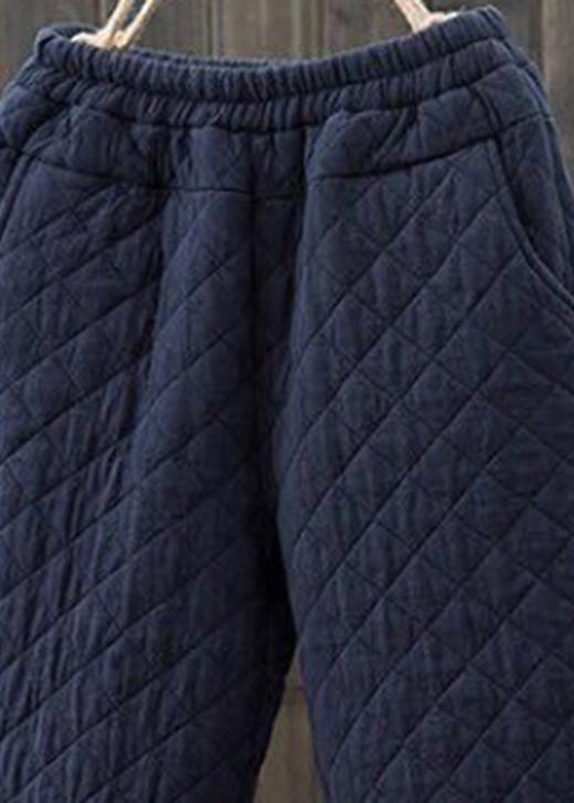 Well Tailored Pants with a Graceful Silhouette