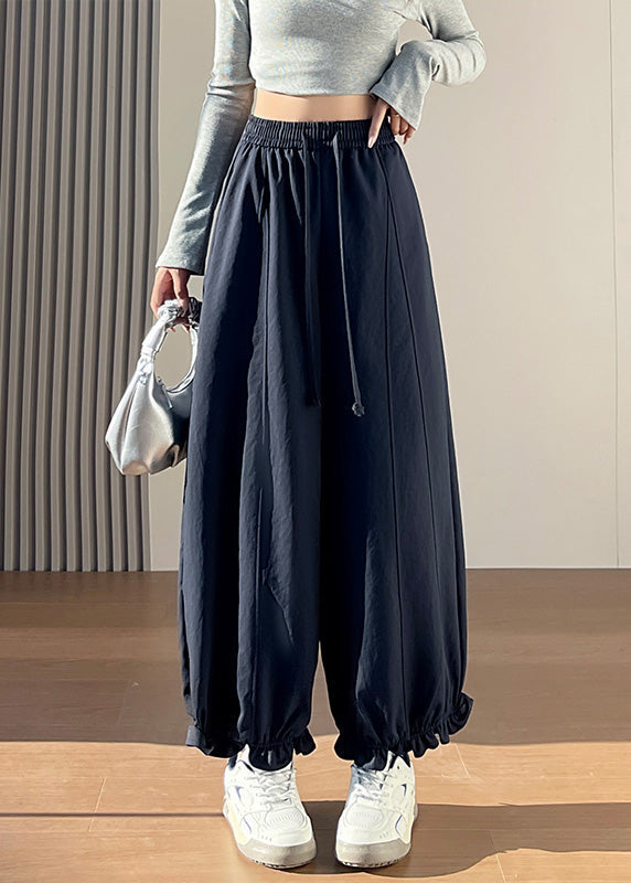 Well Tailored Pants with a Graceful Silhouette
