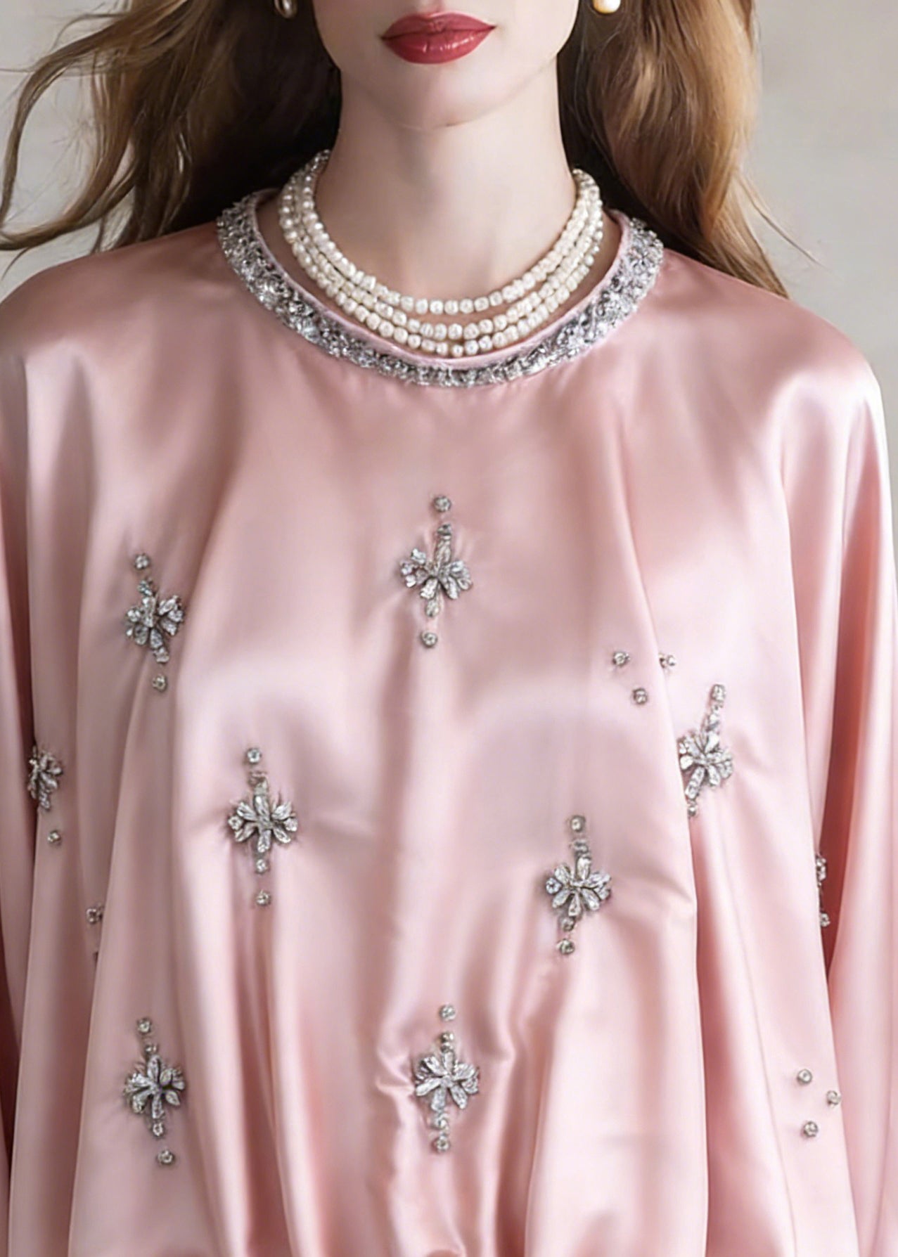 Effortlessly Elegant Shirt with a Timeless Design