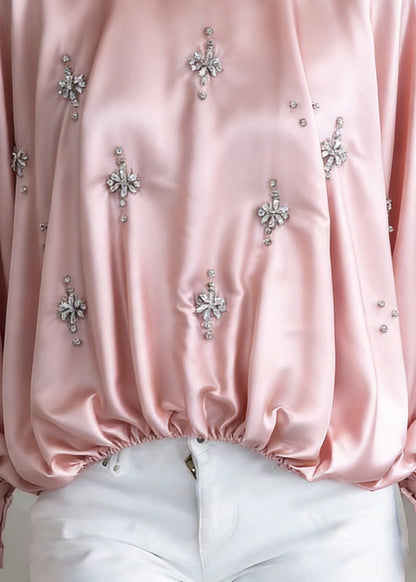 Effortlessly Elegant Shirt with a Timeless Design