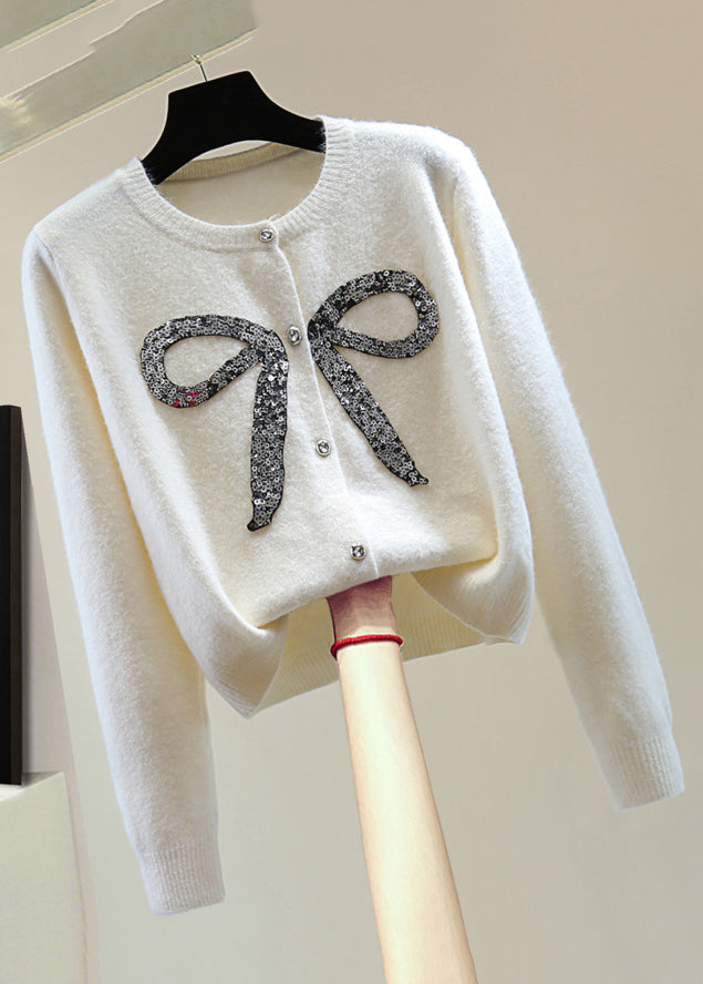 Beautifully Finished Sweater in a Timeless Design