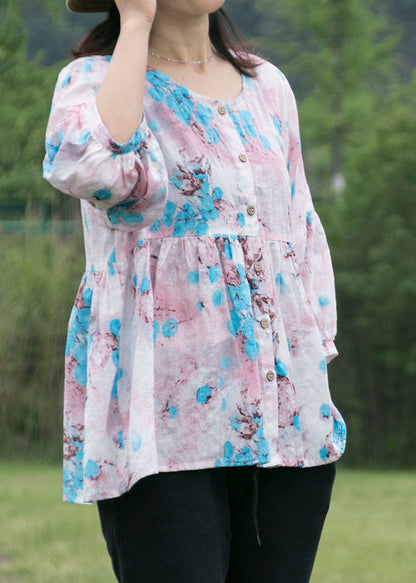 Well Tailored Top with a Graceful Silhouette