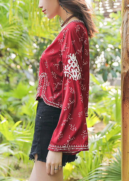 Well Tailored Top with a Graceful Silhouette