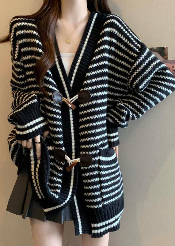 Beautifully Finished Cardigan in a Timeless Design
