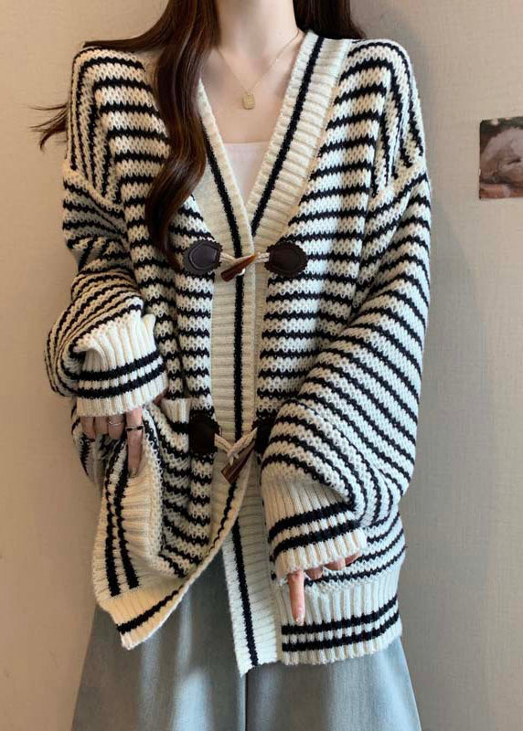 Beautifully Finished Cardigan in a Timeless Design