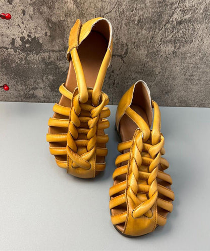 Graceful Orthopedic Sandals for Modern Look
