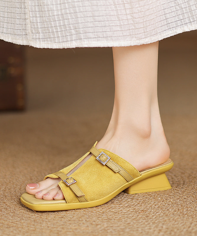 Chic Orthopedic Sandals with Unique Design