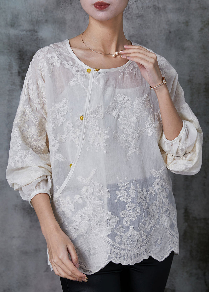 Classic Vintage Shirt with a Flattering Fit