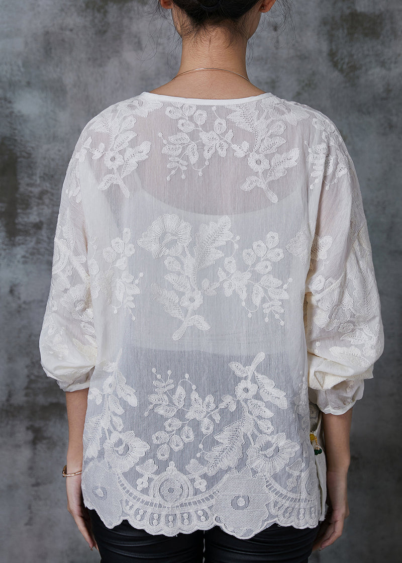 Classic Vintage Shirt with a Flattering Fit
