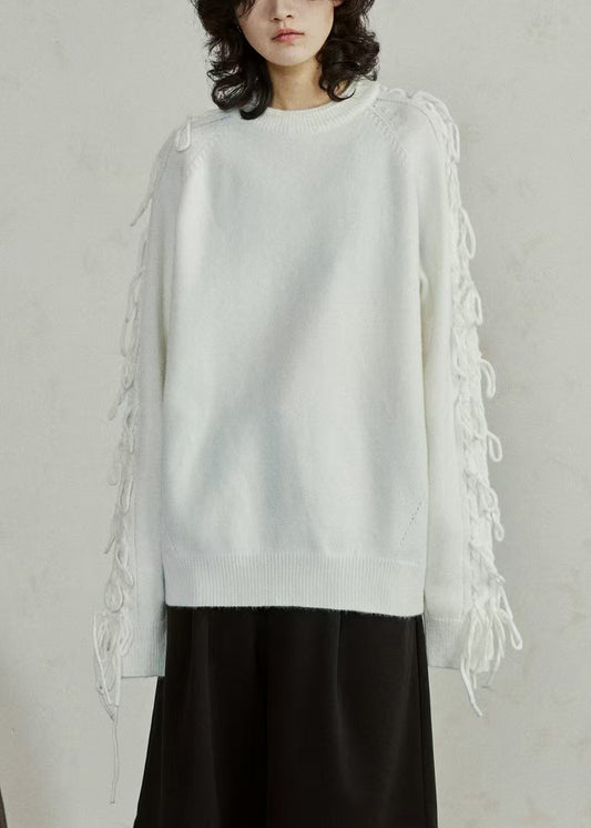 Effortlessly Elegant Sweater with a Timeless Design