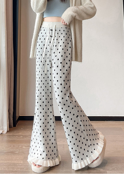 Beautifully Finished Pants in a Timeless Design