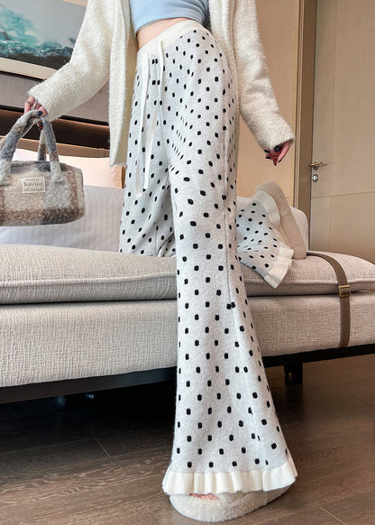 Beautifully Finished Pants in a Timeless Design