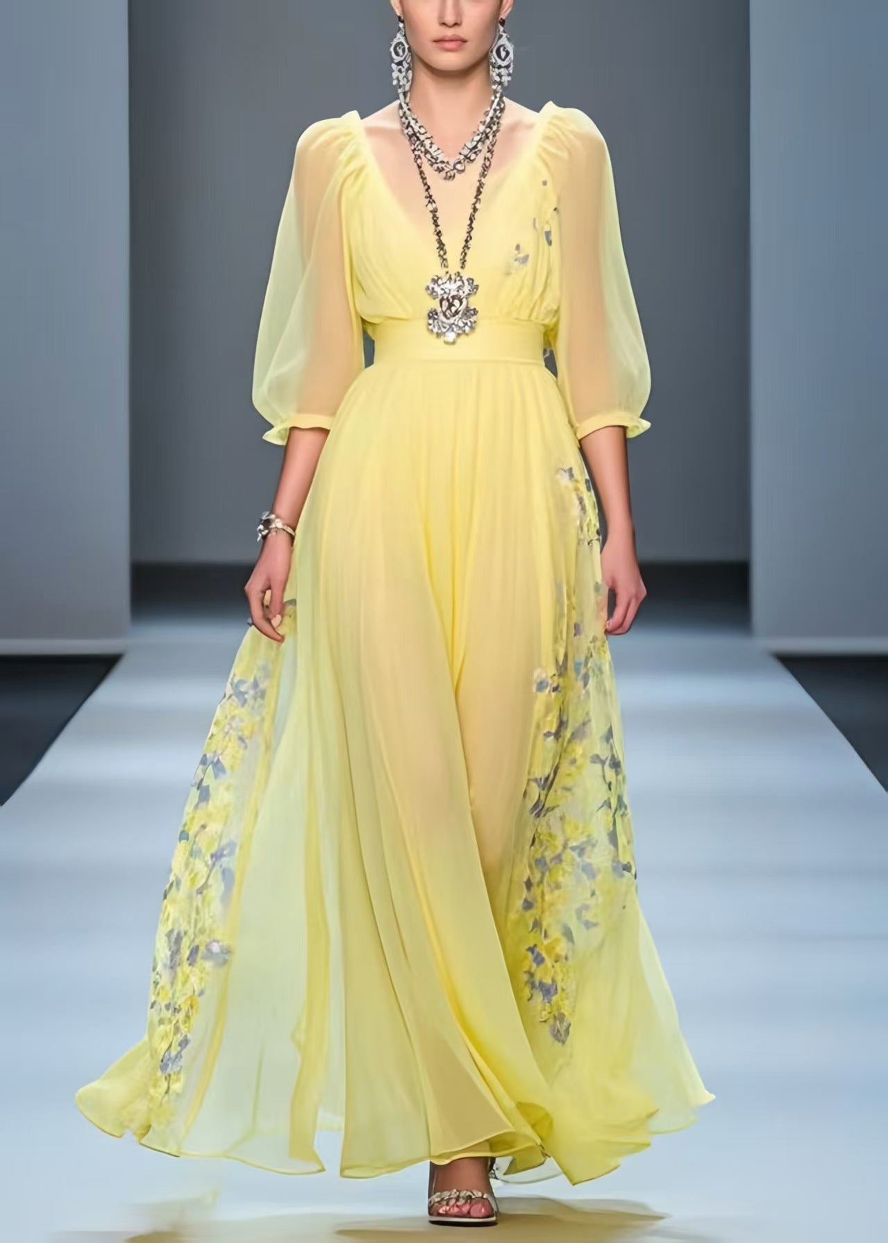 Beautifully Crafted Dress in a Classic Style