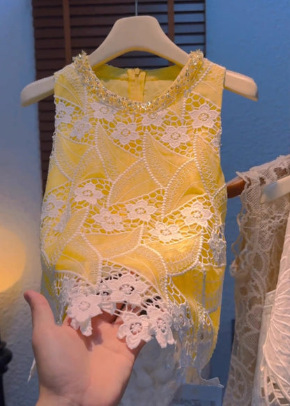 Gracefully Styled Garment for Any Occasion