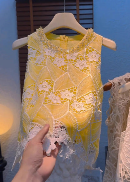 Gracefully Styled Garment for Any Occasion